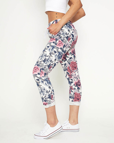 Weiße Damenhose mit kastanienbraunen Blumen - Kleidung