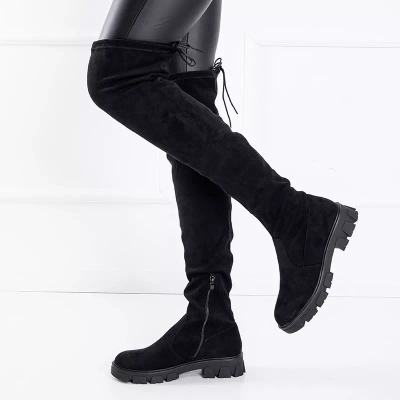 OUTLET Eco - schwarze Wildlederstiefel mit flachen Absätzen über dem Knie. Engi-Schuhe