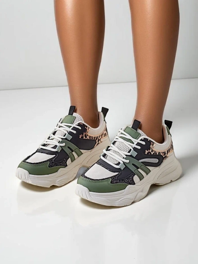 Royalfashion Damen Sport-Sneaker auf einer dickeren Sohle Aimo