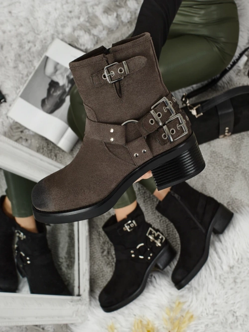 Жіночі ботильйони з екозамші з пряжками Valtos