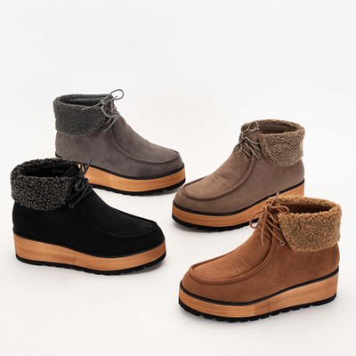 Жіночі ботильйони в кольорі кемел на платформі Wedesi