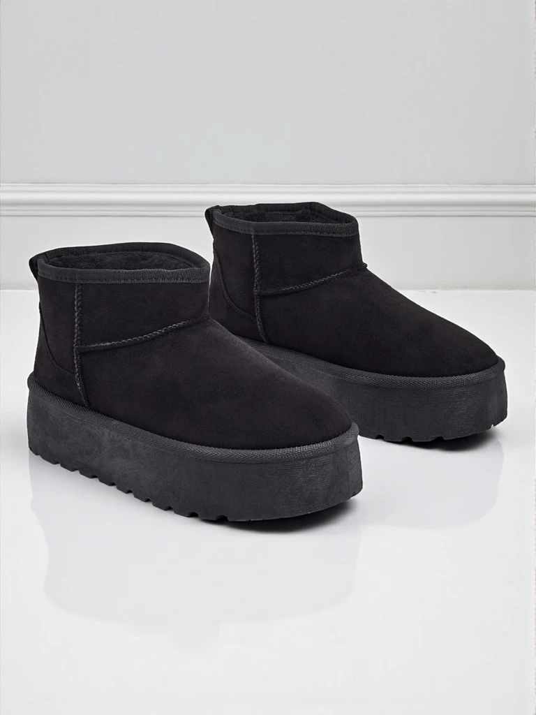 Kurze Damenstiefel a'la Schneestiefel Memi