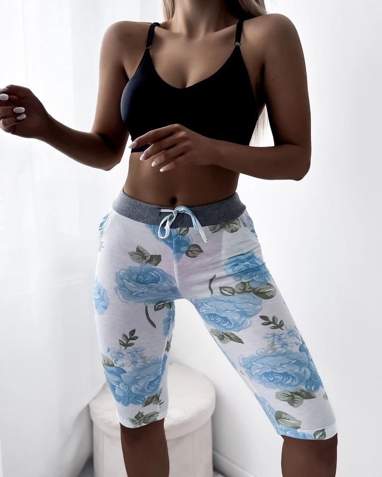 Weiße 3/4-Shorts für Damen mit blauen Blumen - Kleidung