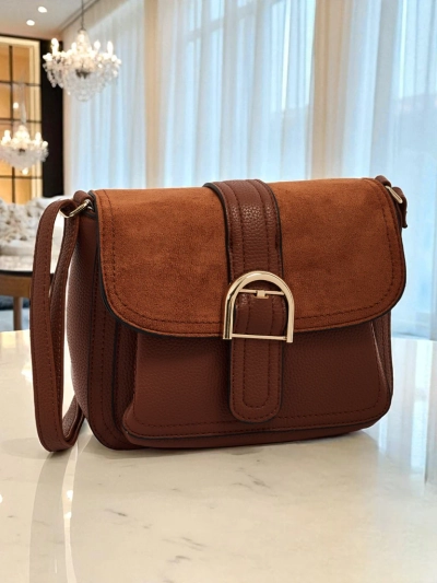 Kleine Damenhandtasche aus Öko-Leder Karelia