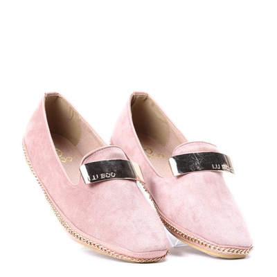 Różowe mokasyny z ozdobną blaszką Ines- Obuwie