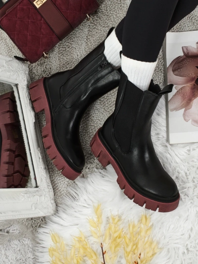 Höhere Damen Stiefeletten aus Öko-Leder mit farbiger Sohle Dorvella