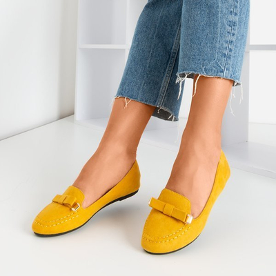 Senf-Slipper mit Shell-Schleife - Schuhe