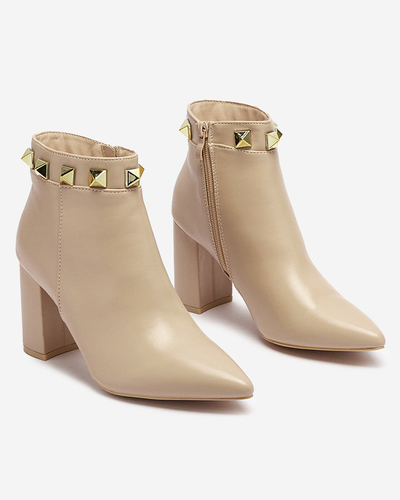 Beige Damenstiefel mit Nieten verziert Sertika - Footwear