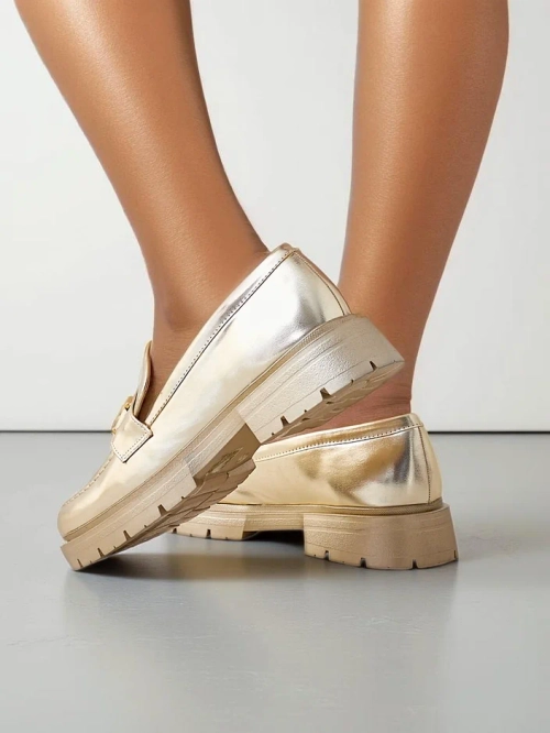 Royalfashion Жіночі лофери Derra