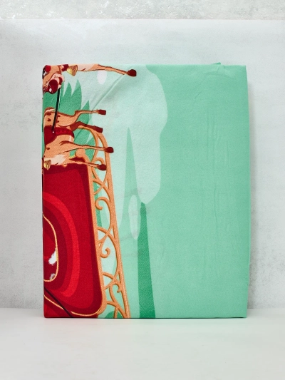 Royalfashion Різдвяна постільна білизна 200x220 набір 3-КУСТИ Красивий набір постільної білизни з 100% бавовни-сатину. Він забезпечить чудовий комфорт під час сну! Набір включає: - наволочки з блискавкою 200x220 см - 2x наволочки з блискавкою 70x80 см УВА