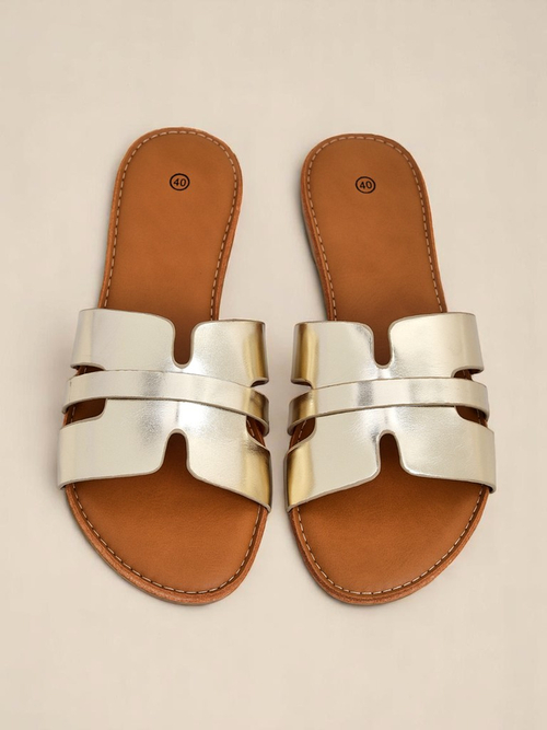 Royalfashion Жіночі шльопанці на плоскій підошві Livia Soft