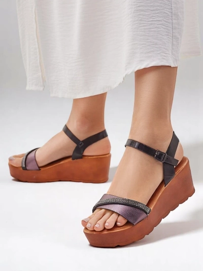 Royalfashion Жіночі босоніжки на танкетці з стразами та блискітками Aurora Glow