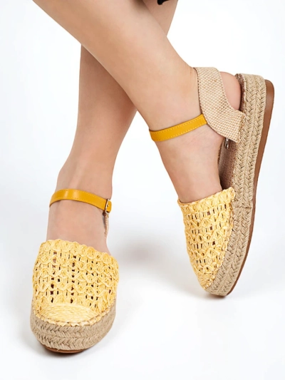 Gelbe Damen-Espadrilles mit durchbrochenem Triumf - Footwear