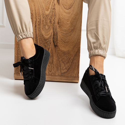 Чорні жіночі велюрові кеди на платформі Itoda