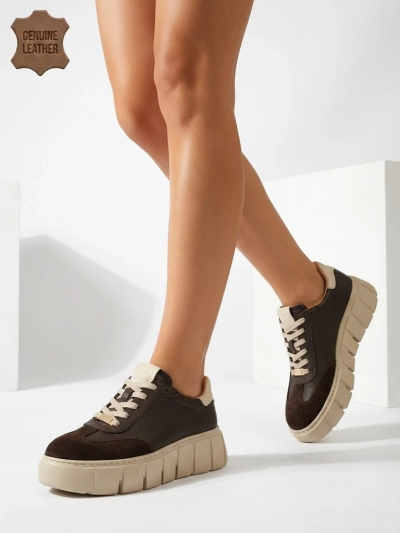 Sportliche Damen-Sneakers aus Naturleder Taures