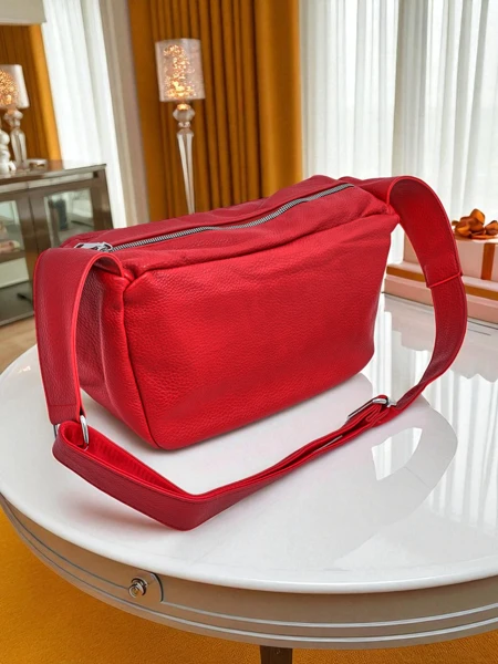 Royalfashion Kleine Damenhandtasche aus Öko-Leder Lyra Vell