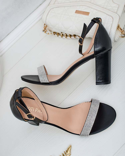 Royalfashion Жіночі босоніжки з цирконами Cemilces