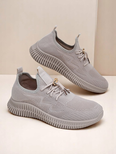 Aurelia Bianca - weiße Damen-Sneakers von Royalfashion mit flacher Sohle