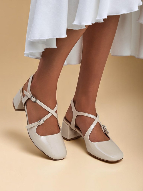 Royalfashion Жіночі туфлі на низьких підборах з декоративними ремінцями Lollita