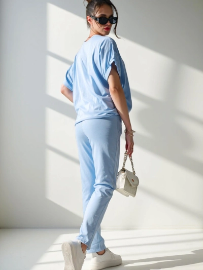 Роялфешн Жіночий комплект з бавовни з коротким рукавом та прямими штанами