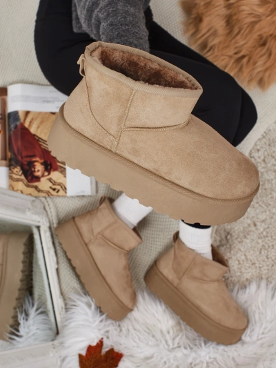 Kurze Damenstiefel a'la Schneestiefel Vessia