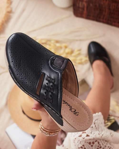 Royalfashion Жіночі шльопанці на низьких підборах Albov