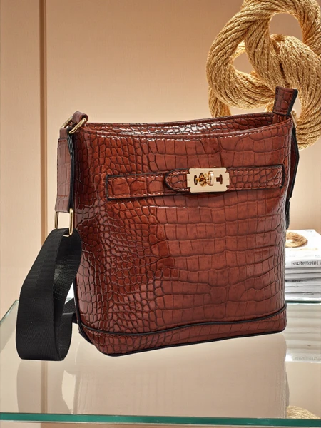 Lackierte kleine Damenhandtasche aus Öko-Leder Arlisse