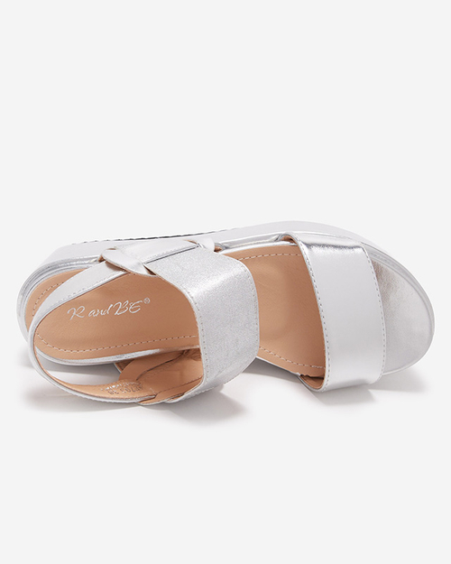 Жіночі сріблясті босоніжки з екошкіри на платформі Kosall-Footwear