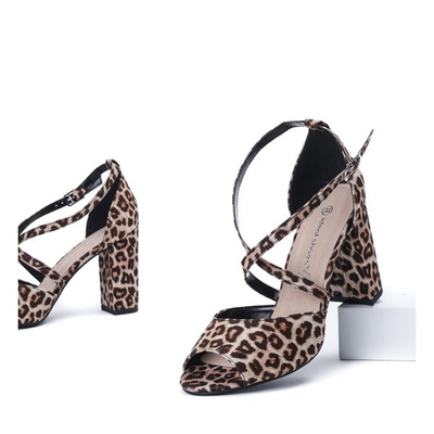 Sandalen auf einem Pfosten mit Leopardenmuster Erynela - Footwear