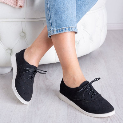 Schwarze Schuhe auf Malasia-Plattform - Schuhe 1