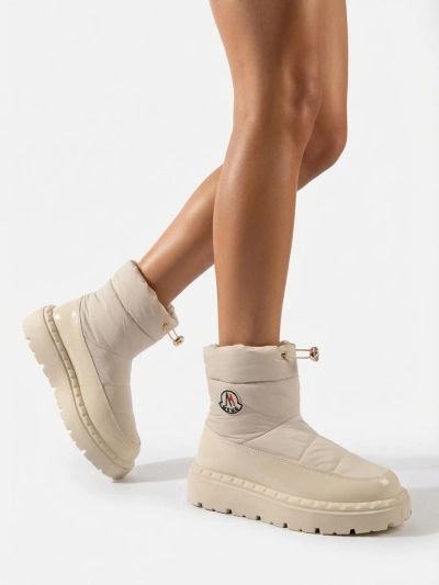 Royalfashion Damen Schlupf-Schneestiefel in Creme Farbe Ireda