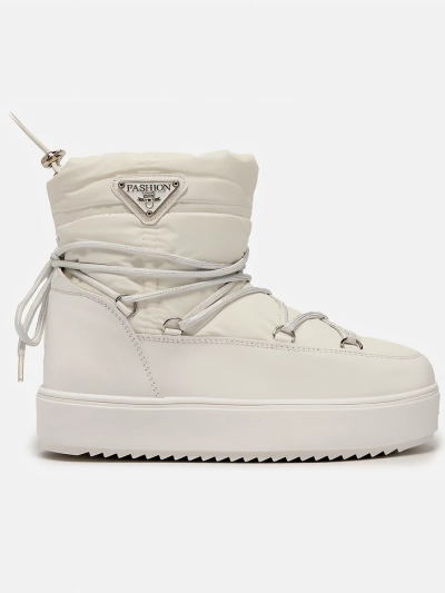 Royalfashion Damen-Schlupfstiefel a'la Schneestiefel in Weiß Vevnose