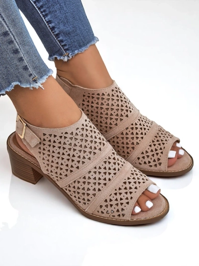 Royalfashion Damen Sandaletten mit niedrigem Blockabsatz durchbrochen Elira