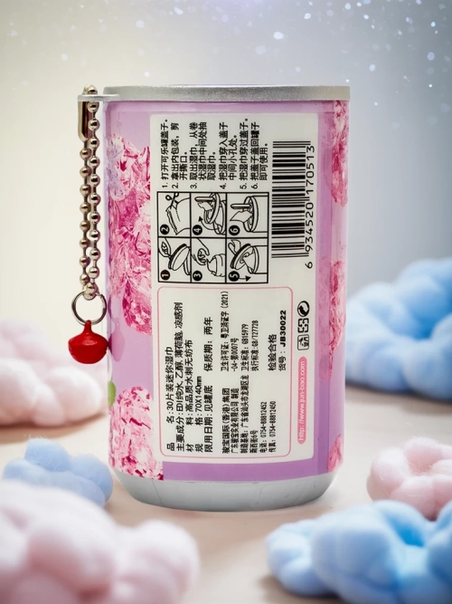 Зволожуючі серветки в декоративній упаковці ICY COLD 30шт