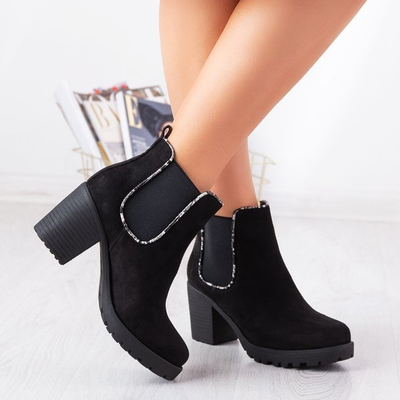 Schwarze Stiefel auf einem höheren Pfosten Travolte - Footwear