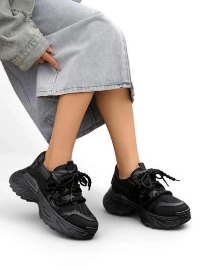 Royalfashion Damen sportliche Sneakers auf dickerer Sohle Loness