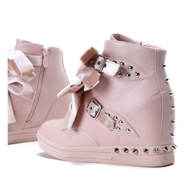 Pink Levi Sneakers mit Nieten - Schuhe