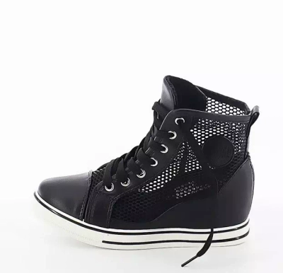 OUTLET Чорні кросівки від Resvetta mesh - Взуття