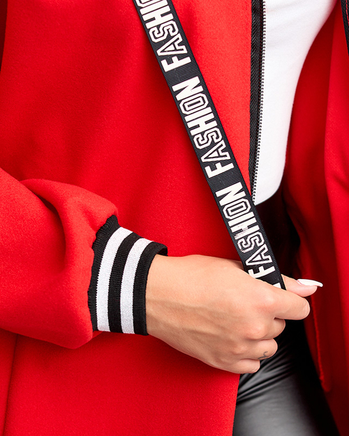 Жіноча червона куртка - пальто з декором - Одяг