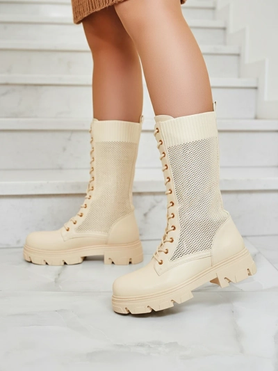 Royalfashion Damen durchbrochene cremefarbene Schnürstiefel Buhomias