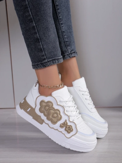 Royalfashion Frauen Sneakers mit dekorativem Obermaterial Nendales