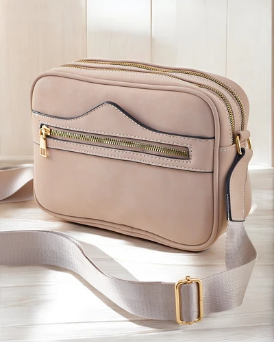 Royalfashion Kleine Damenhandtasche aus mattem Eco-Leder