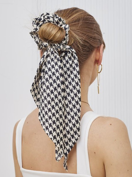 Royalfashion Haargummi mit kariertem Band Kratella