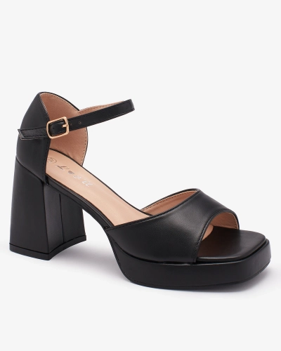 OUTLET Royalfashion Schwarze Damen-Sandalen auf einem Pfosten Spogge