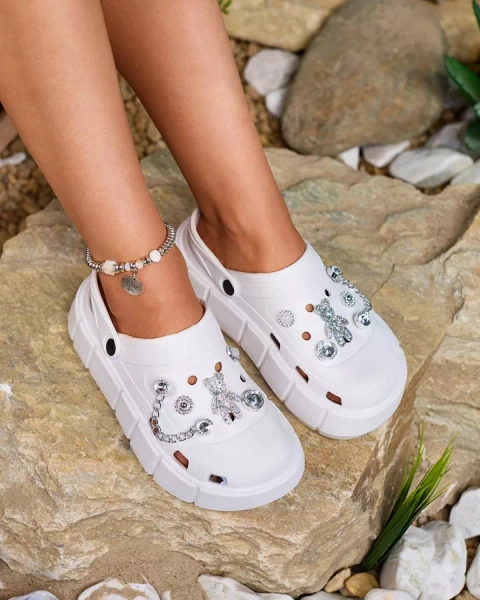Royalfashion Weiße durchbrochene Damen-Flip-Flops mit Zirkonia-Verzierungen Afuccia