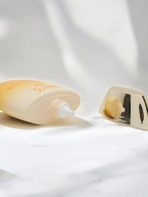 Ushah Sunscreen with Vitamin C 50 SPF 60g