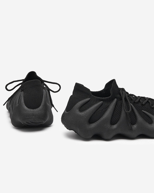 Чорне чоловіче спортивне взуття Olevin