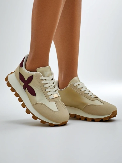 Royalfashion Жіночі спортивні кросівки на товстій підошві Aloqa