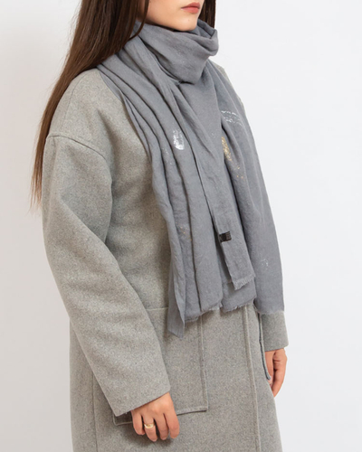 Royalfashion Grauer dünner Damenschal mit Glitzer