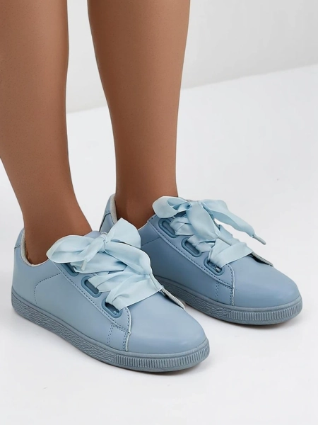 Royalfashion Damen Sneakers aus ökologischem Leder mit dekorativen Schnürsenkeln Etti